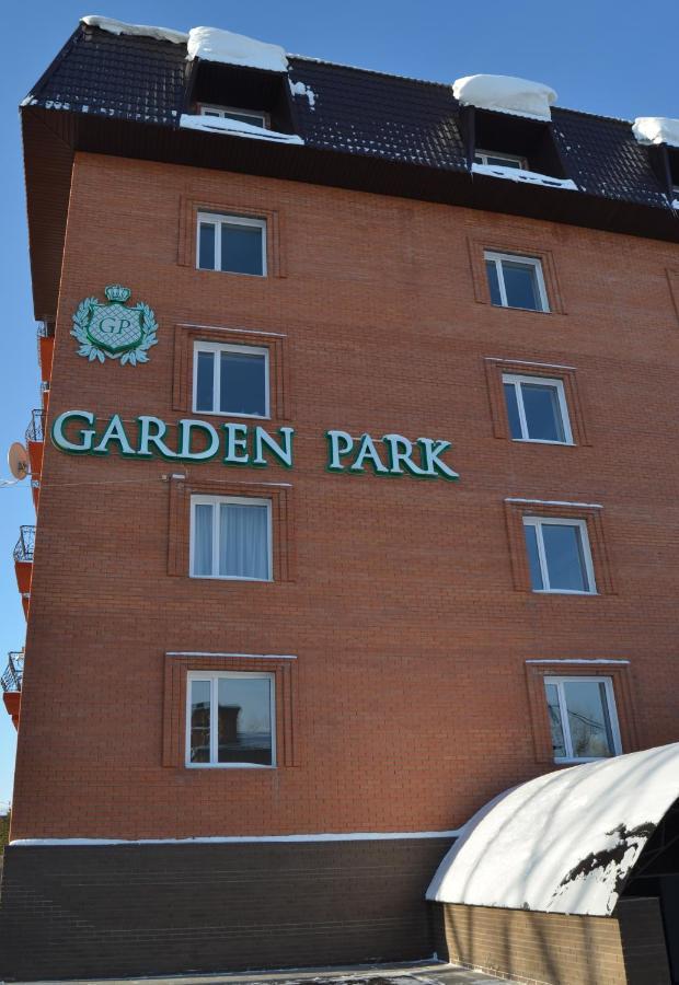 Golden Park Hotel Pavlodar Exterior foto